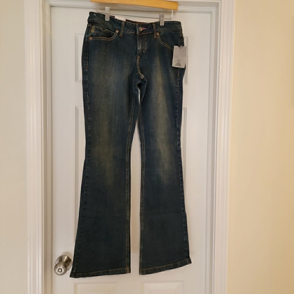 Volcom Fillmore Bootcut Jeans size 9 NWT